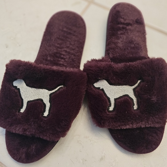 PINK Victoria's Secret Burgundy Slippers - Picture 1 of 3